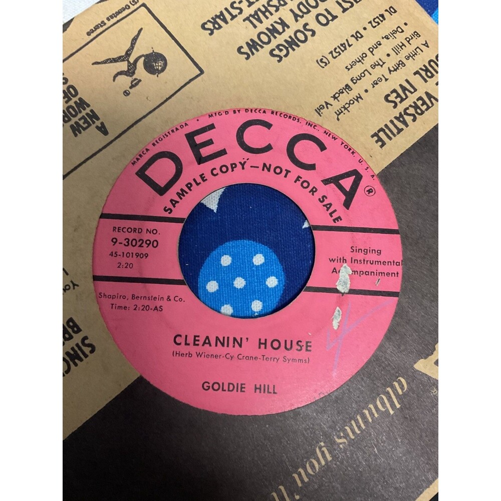 Goldie Hill - 45 rpm, Cleanin' House / A Wasted Love Affair Promo B4 - Picture 2 of 2